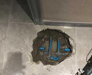 阿拉善右阳台漏水维修公司分享下暖气管道漏水的原因有哪些